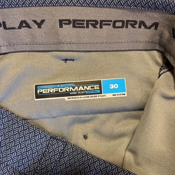 PGA Tour Golf Shorts - Picture 3 of 3